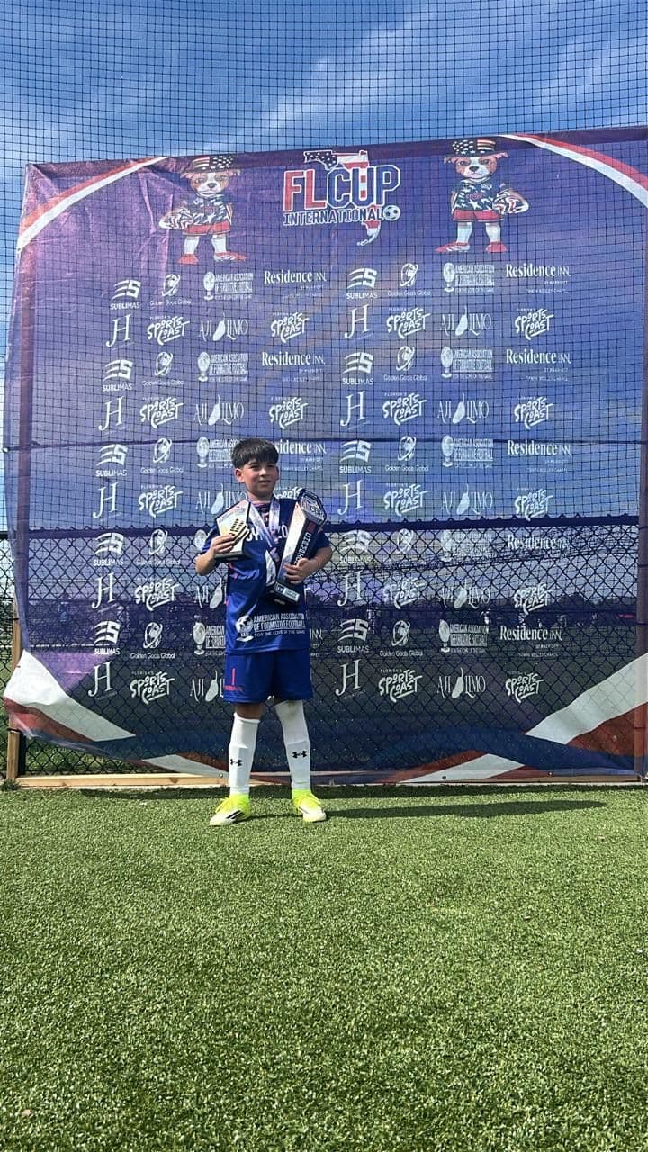Estudiante ganador del Golden Globe en torneo en Usa